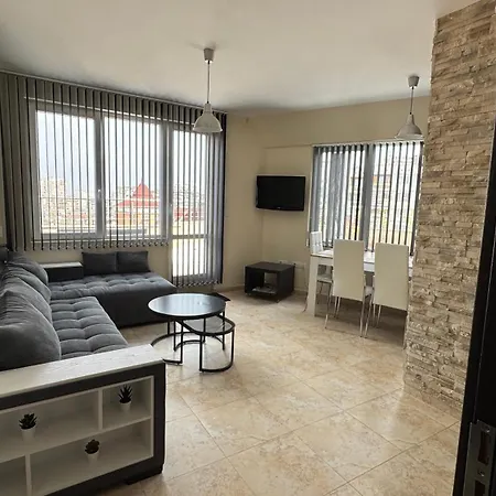 Near Vitosha Mountain, Self Check-in, With Underground Parking Appartamento *