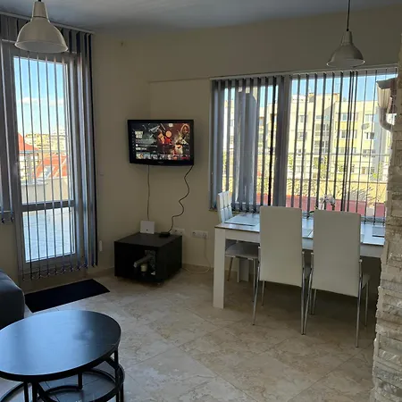 דירה Near Vitosha Mountain, Self Check-in, With Underground Parking סופיה