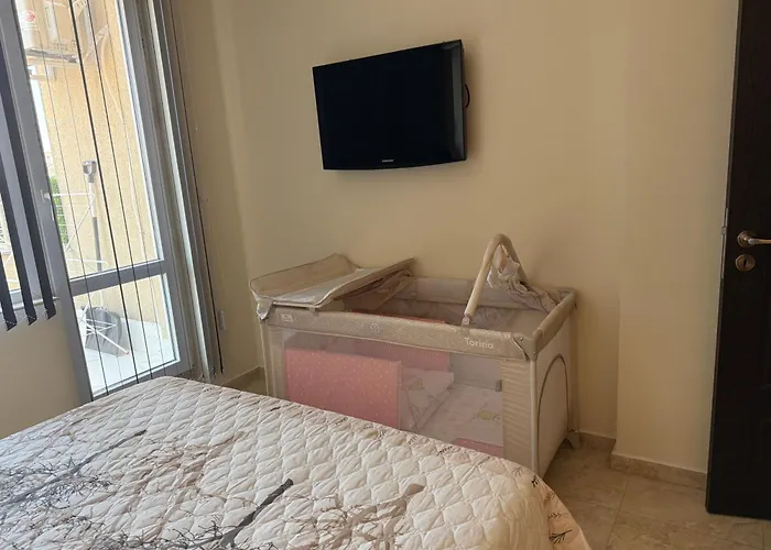 Near Vitosha Mountain, Self Check-in, With Underground Parking