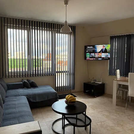 Near Vitosha Mountain, Self Check-in, With Underground Parking Apartment Sofia
