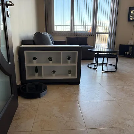 Near Vitosha Mountain, Self Check-in, With Underground Parking * صوفيا