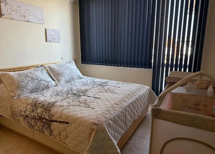 Апартаменты Near Vitosha Mountain, Self Check-in, With Underground Parking София