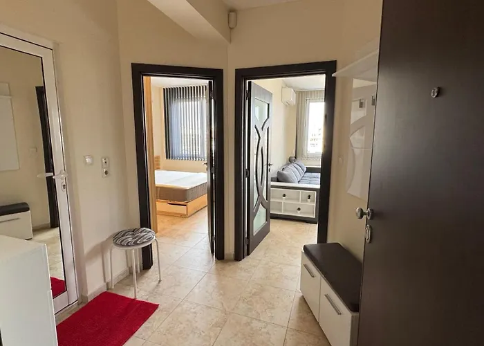 Near Vitosha Mountain, Self Check-in, With Underground Parking София