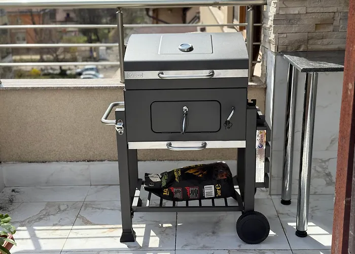 Near Vitosha Mountain, Self Check-in, With Underground Parking Апартаменты София